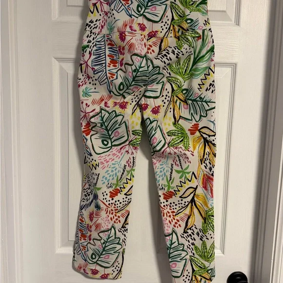 Colorful Patterned Capri Pants - Picture 2 of 2